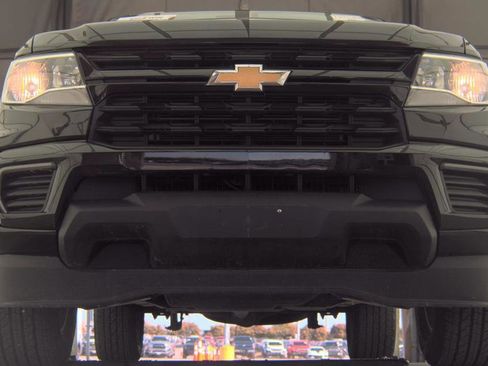 Used 2022 Chevrolet Colorado LT w/ Fleet Safety Package image 3