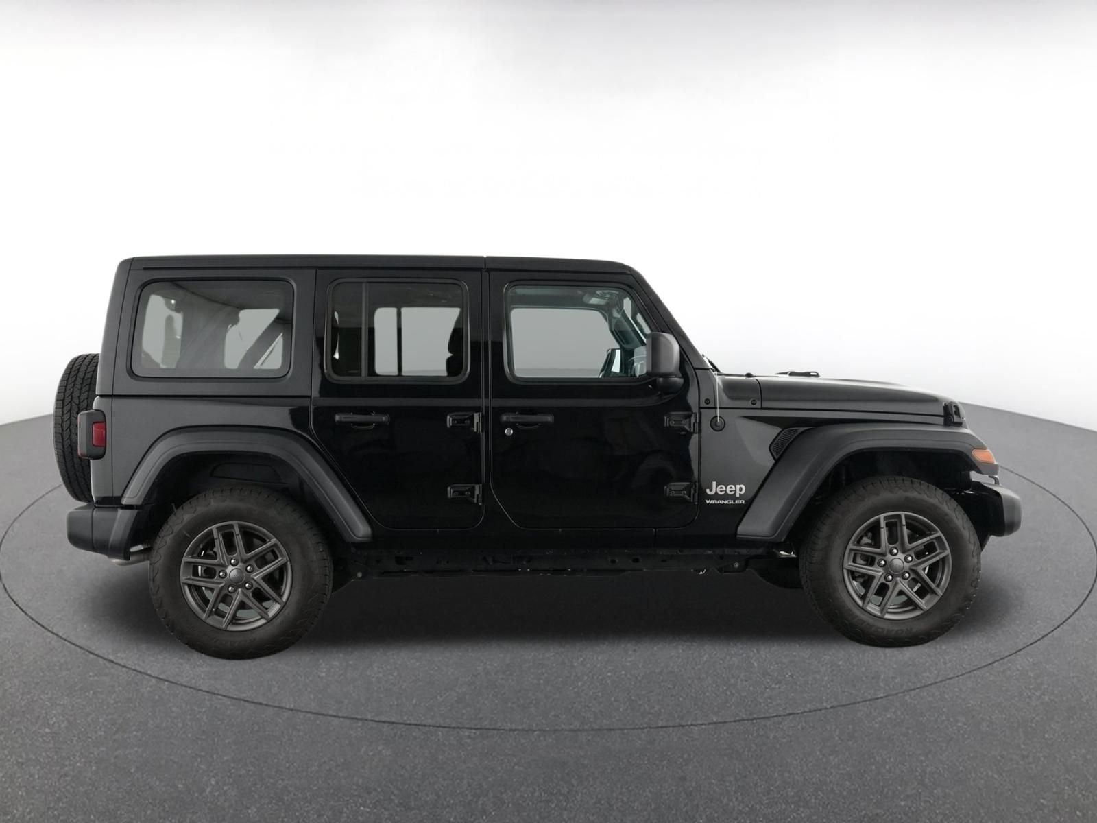 Used 2025 Jeep Wrangler Unlimited Sport AWD/4WD image 9