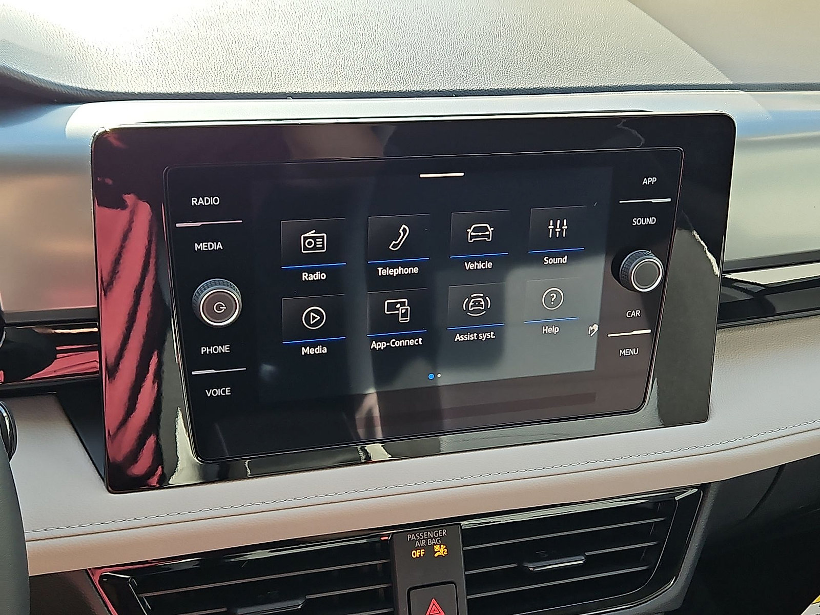 New 2027 Volkswagen Taos S FWD image 19