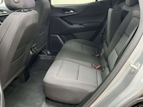 Used 2025 Chevrolet Equinox LT AWD/4WD image 18