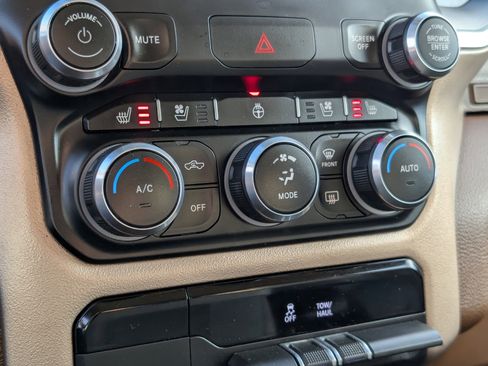 Used 2021 RAM 1500 Laramie image 24