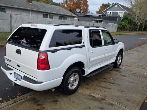 Used 2004 Ford Explorer Sport Trac XLT image 5