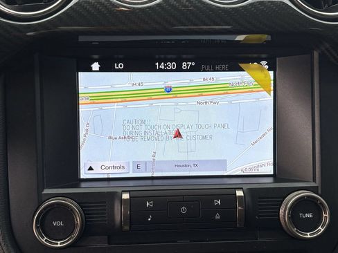 Used 2019 Ford Mustang Shelby GT350 w/ Technology Package RWD image 18