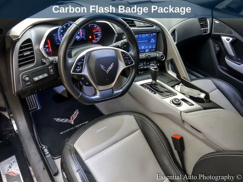 Used 2019 Chevrolet Corvette Stingray Convertible w/ 2LT Preferred Equipment Group image 10