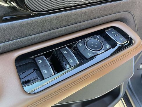 Used 2022 Lincoln Aviator Reserve RWD image 19