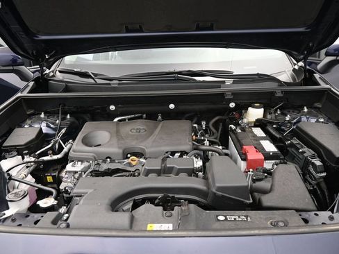 Used 2025 Toyota RAV4 XLE w/ Convenience Package AWD/4WD image 23