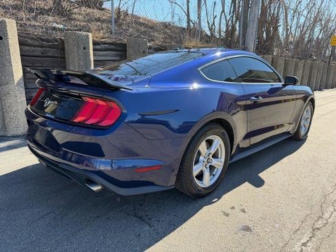 Used 2019 Ford Mustang Coupe image 9