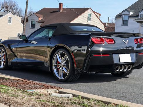 Used 2019 Chevrolet Corvette Stingray Convertible w/ 2LT Preferred Equipment Group image 21