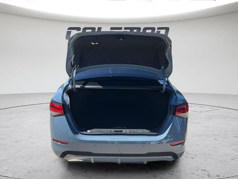 Used 2024 Nissan Sentra SV FWD image 22