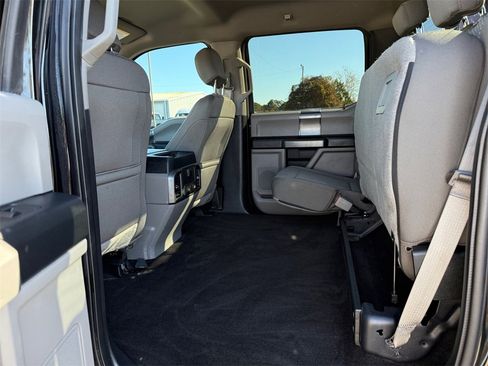 Certified 2018 Ford F150 XLT w/ Equipment Group 302A Luxury image 15