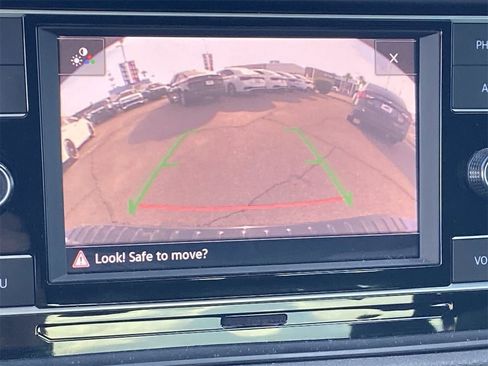 Certified 2024 Volkswagen Jetta Sport image 23