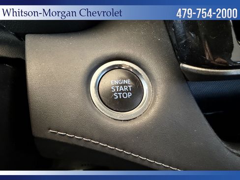 Used 2021 Toyota Highlander L image 19