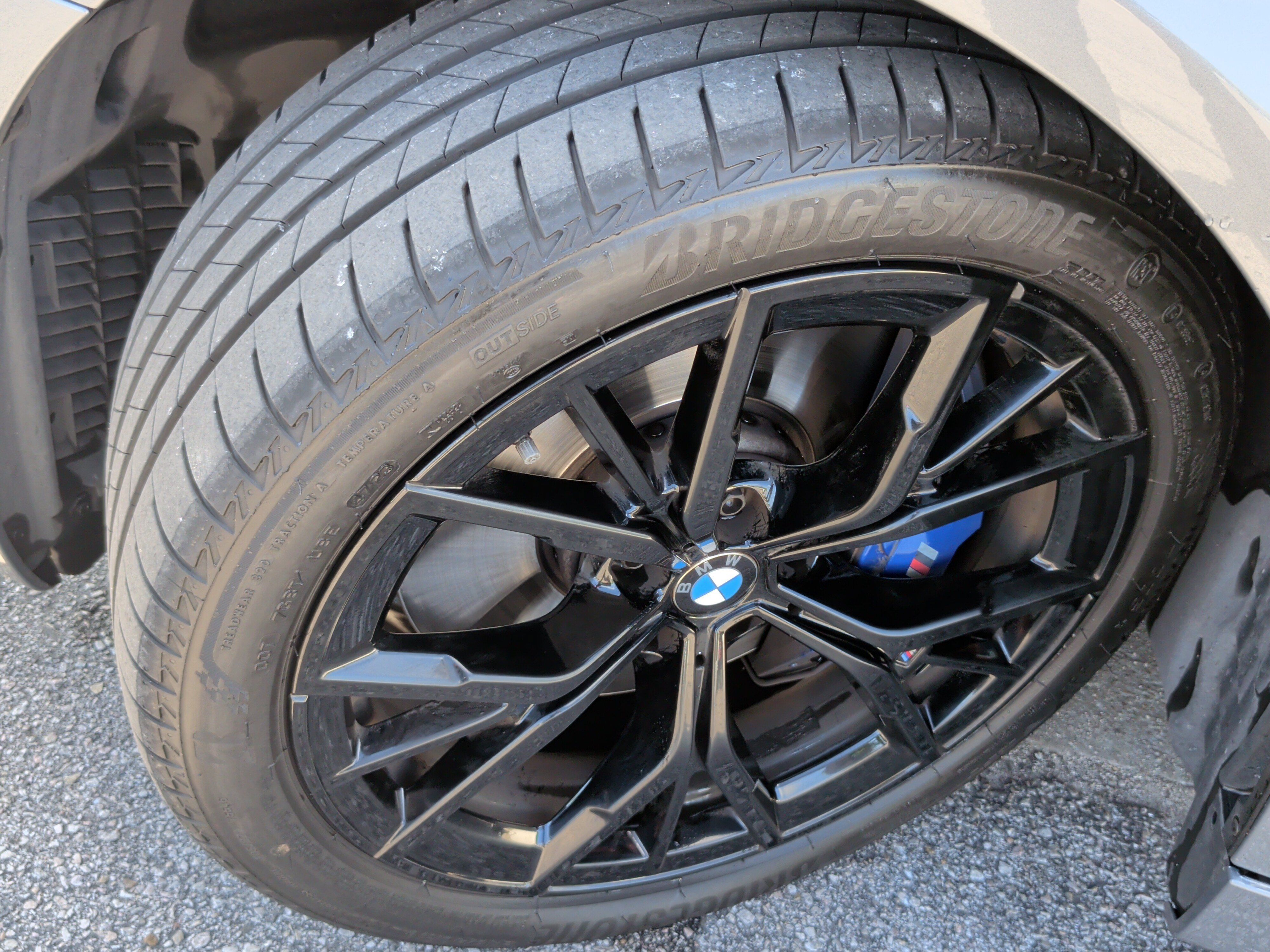 Certified 2023 BMW M550i xDrive w/ Executive Package AWD/4WD image 14