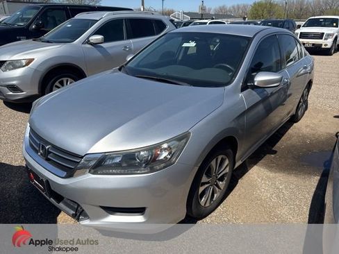 Used 2014 Honda Accord LX image 2