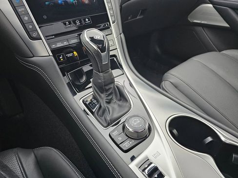 Certified 2021 INFINITI Q60 3.0t Luxe w/ Essential Package image 23