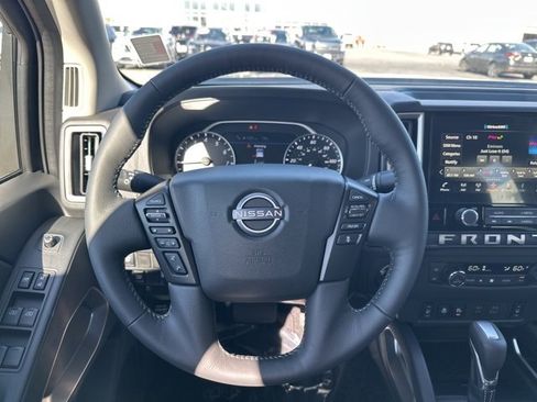 New 2026 Nissan Frontier SV w/ SV Convenience Package image 13