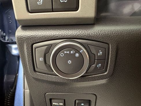Used 2018 Ford Expedition XLT w/ Equipment Group 202A RWD image 22