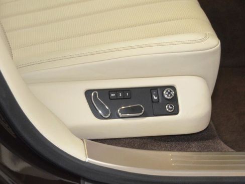 Used 2015 Bentley Flying Spur V8 image 33