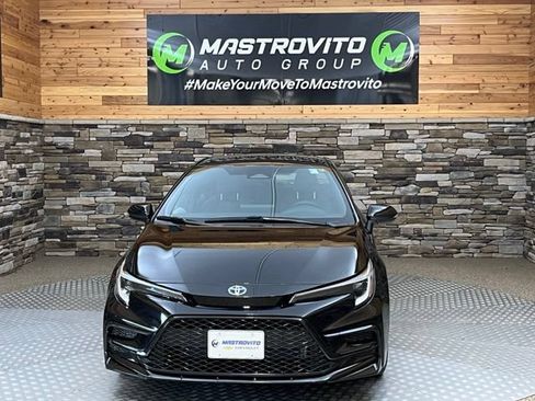 Used 2024 Toyota Corolla SE AWD/4WD image 4