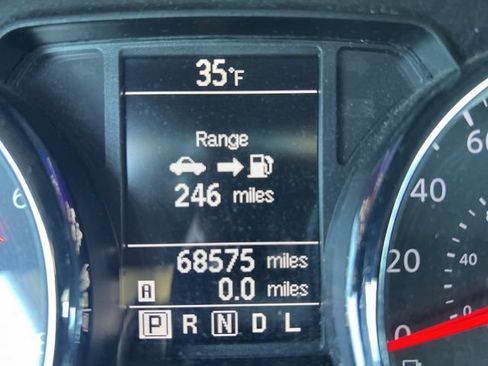 Used 2015 Nissan Rogue S image 13