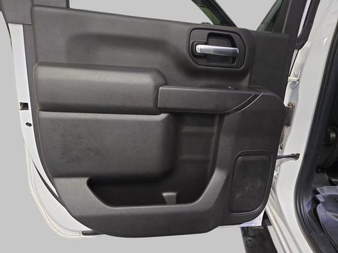 Used 2020 Chevrolet Silverado 2500 LT w/ Z71 Off-Road Package image 16