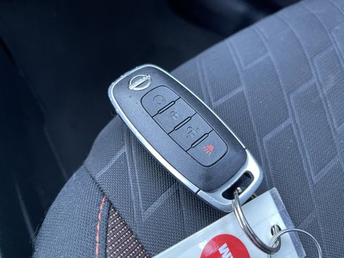 Used 2024 Nissan Kicks SR image 38