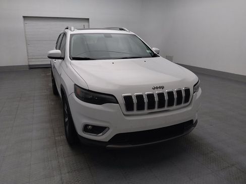 Used 2019 Jeep Cherokee Limited FWD image 14