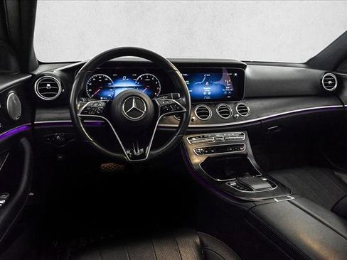 Used 2023 Mercedes-Benz E 350 4MATIC Sedan image 20