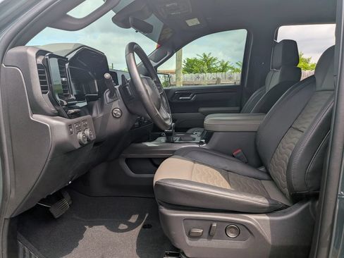 Used 2026 Chevrolet Silverado 1500 ZR2 AWD/4WD image 10