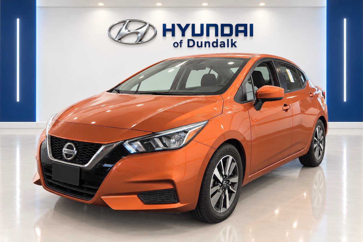 Used 2022 Nissan Versa SV FWD image 1