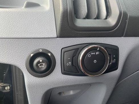 Used 2019 Ford Transit 150 XL image 25
