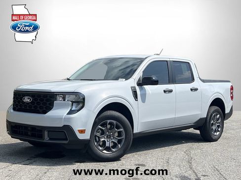 New 2025 Ford Maverick XLT w/ XLT Luxury Package FWD image 1