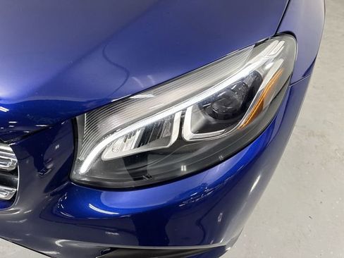 Used 2019 Mercedes-Benz GLC 300 4MATIC image 27