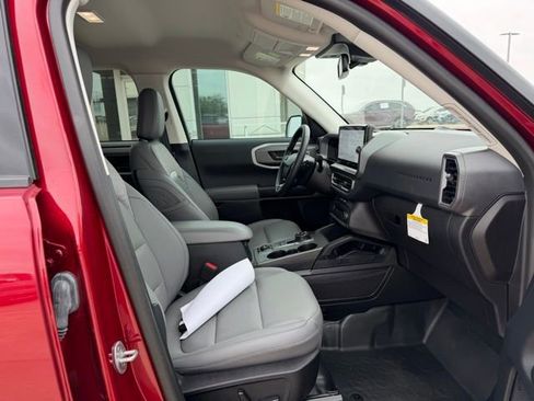 Used 2025 Ford Bronco Sport Badlands AWD/4WD image 9