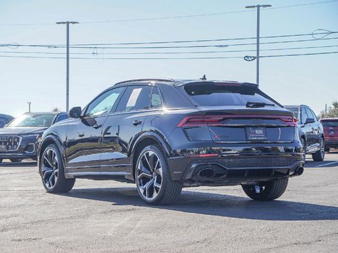 Certified 2023 Audi RS Q8 w/ Black Optic Package image 6