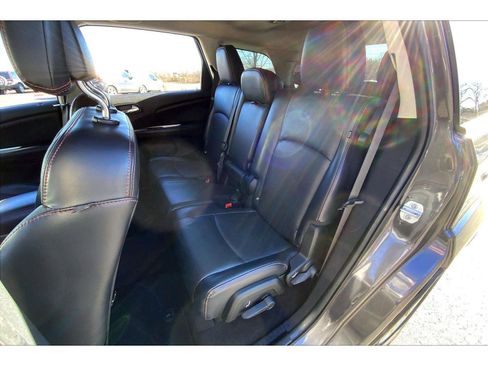 Used 2019 Dodge Journey GT image 22