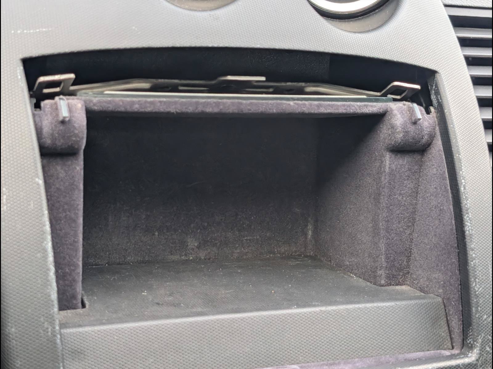 Used 2004 Nissan 350Z Enthusiast RWD image 14