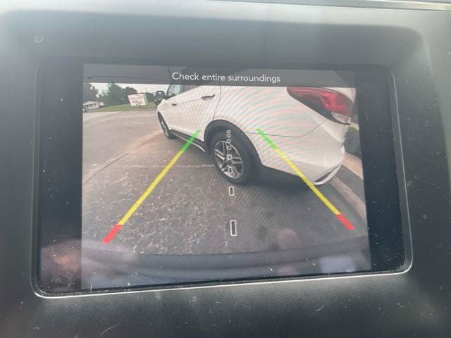 Used 2019 Jeep Cherokee Latitude Plus w/ Cold Weather Group AWD/4WD image 23