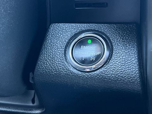 Used 2016 Ford F150 Lariat image 23