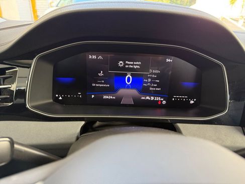 Used 2025 Volkswagen Jetta SE image 42