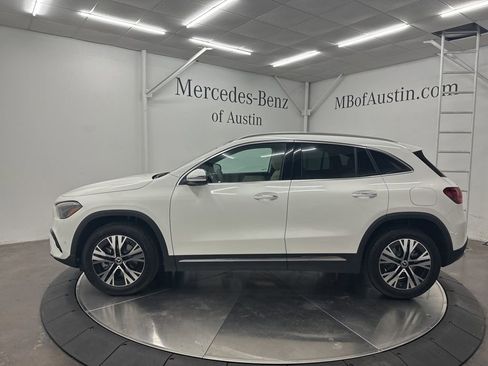 Used 2026 Mercedes-Benz GLA 250 4MATIC image 4