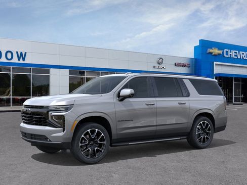 New 2026 Chevrolet Suburban RST image 2