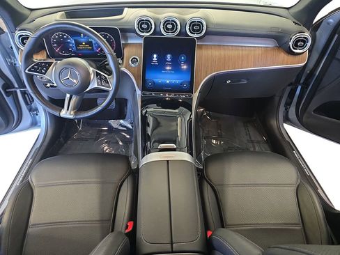 Certified 2023 Mercedes-Benz GLC 300 image 10