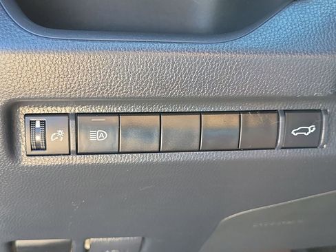 Used 2023 Toyota RAV4 XLE w/ Convenience Package image 30
