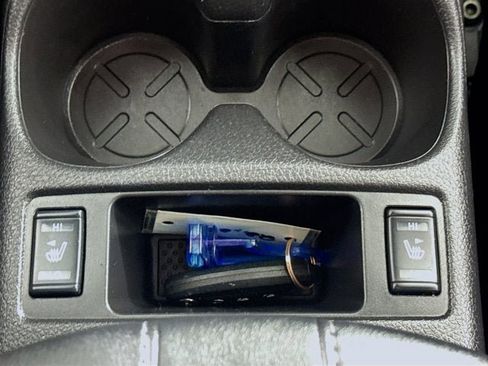 Used 2020 Nissan Rogue Sport SL image 17