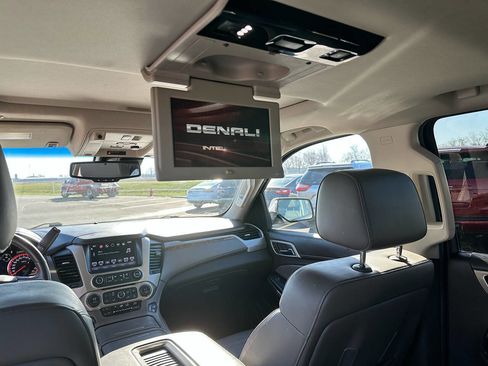 Used 2016 GMC Yukon Denali w/ Open Road Package image 15