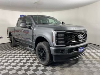 New 2027 Ford F250 Lariat w/ Black Appearance Package AWD/4WD video 1