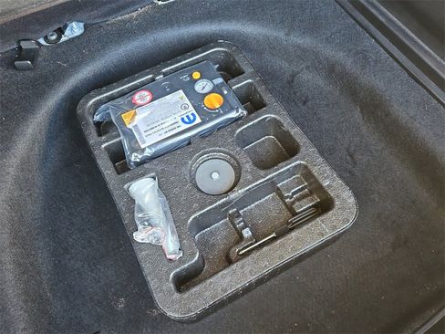 Used 2022 Jeep Compass Latitude image 30