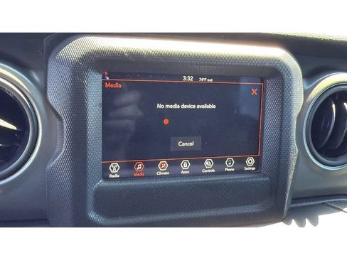 Used 2022 Jeep Wrangler Unlimited Sport AWD/4WD image 18