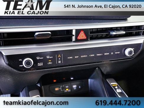 Certified 2024 Kia Sorento S image 29